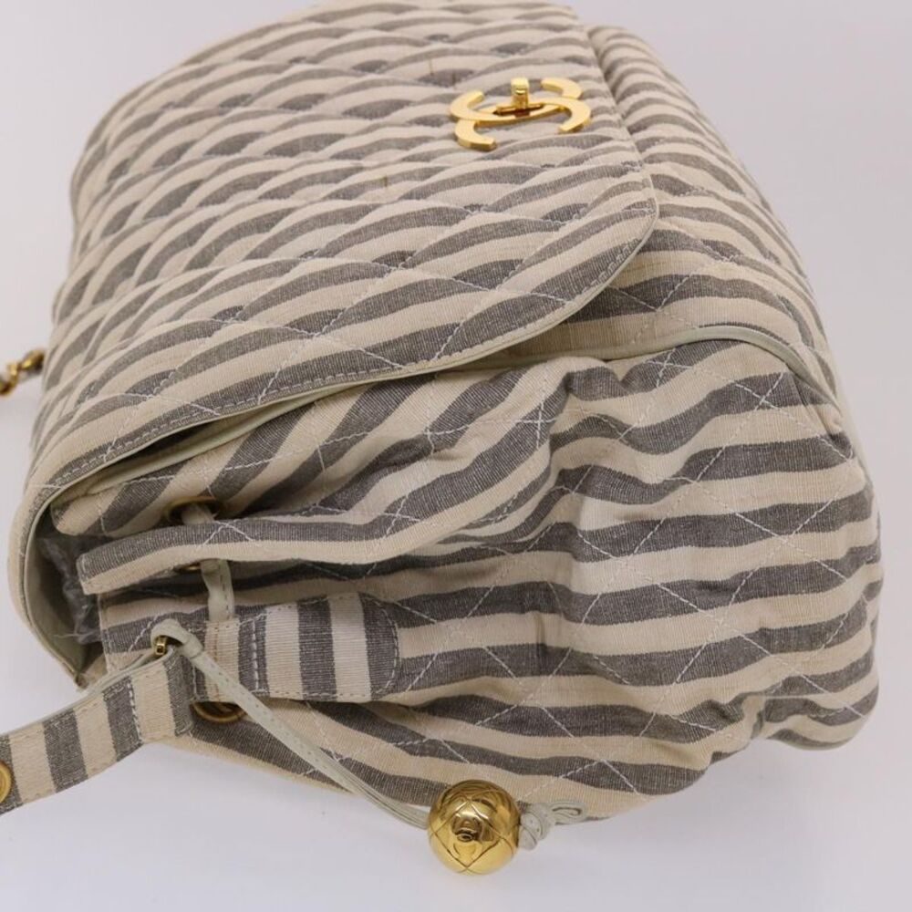 Chanel Matelassé White Canvas Shoulder Bag (Pre-Owned) - Picture 10 of 16